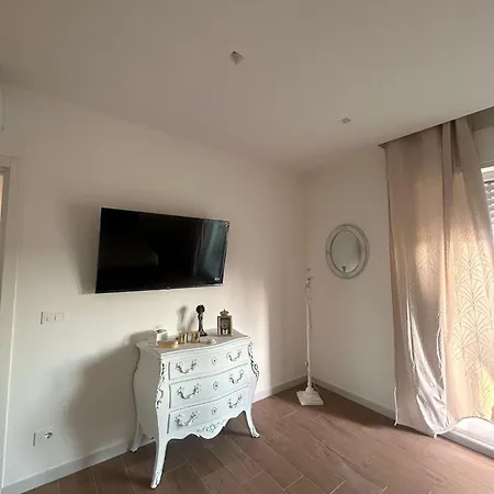 Diletta Διαμέρισμα *